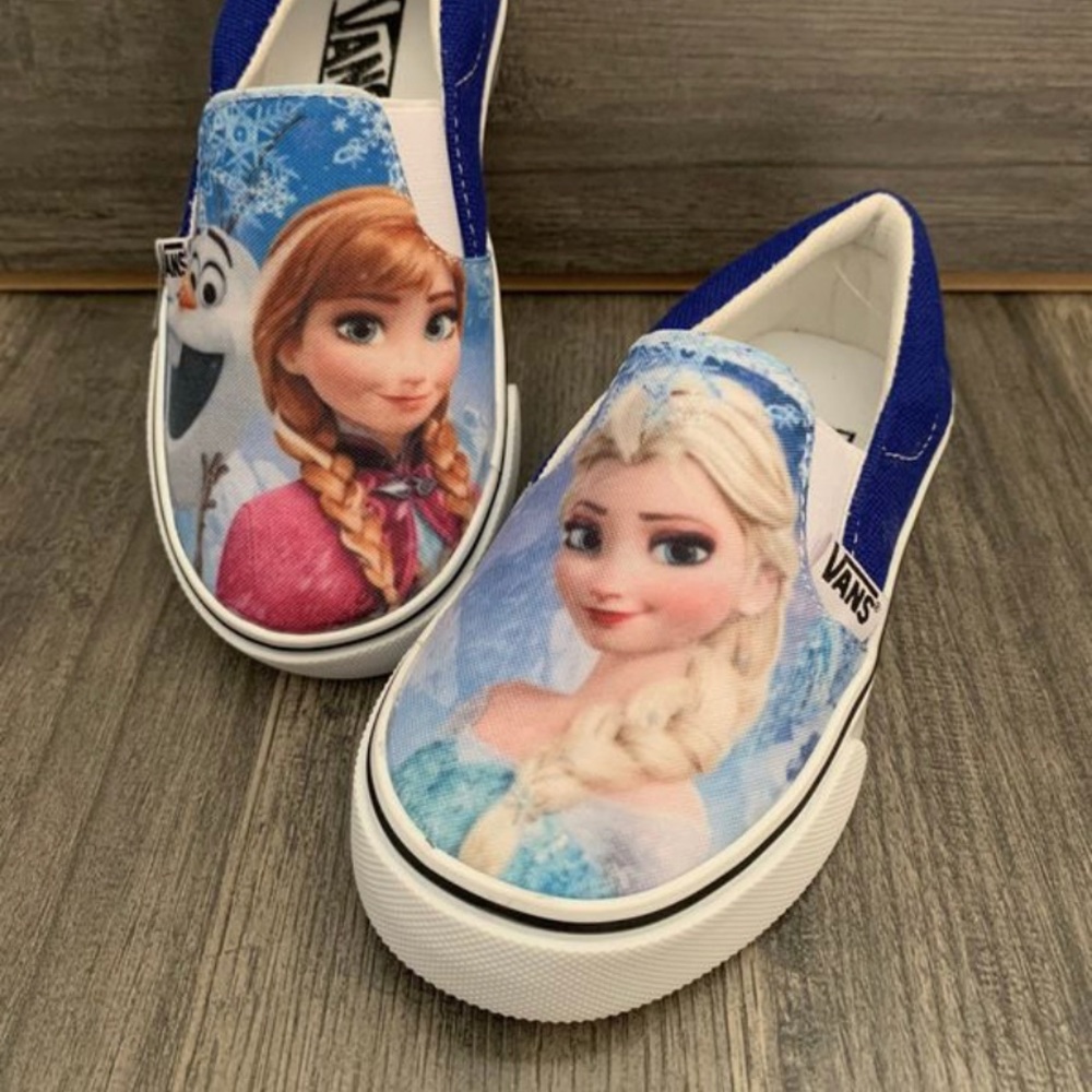 Style vans characters few size available
